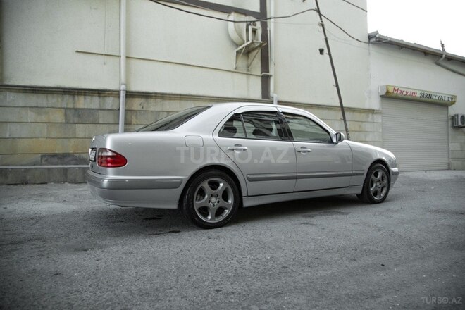 Mercedes E 240 1999, 334,000 km - 2.4 л - Bakı