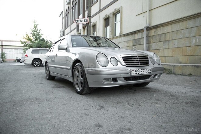 Mercedes E 240 1999, 334,000 km - 2.4 л - Bakı