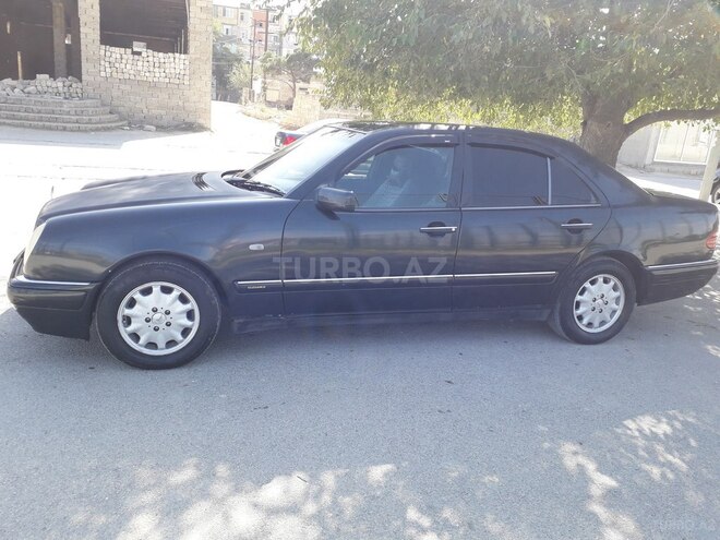 Mercedes E 200 1997, 447,000 km - 2.0 л - Bakı