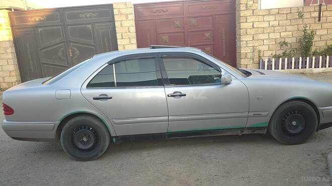 Mercedes E 230 1996, 530,000 km - 2.3 l - Bakı