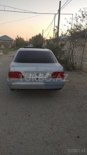 Mercedes E 230 1996, 530,000 km - 2.3 l - Bakı