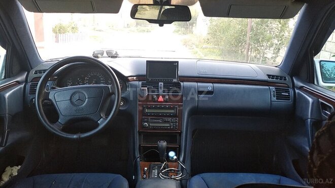 Mercedes E 230 1996, 530,000 km - 2.3 l - Bakı