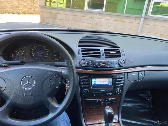 Mercedes E 220 2003, 262,000 km - 2.2 l - Bakı