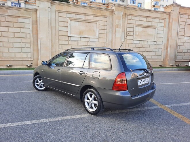 Toyota Corolla 2005, 280,000 km - 1.4 l - Bakı