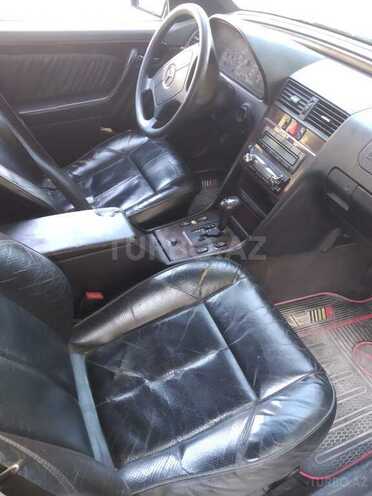 Mercedes C 230 1996, 200,000 km - 2.3 l - Bakı
