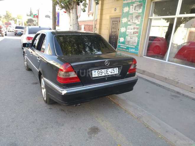 Mercedes C 230 1996, 200,000 km - 2.3 l - Bakı