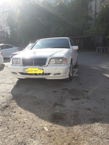 Mercedes C 180 1997, 309,000 km - 1.8 л - Bakı