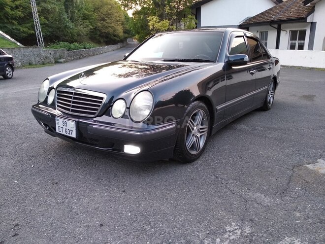 Mercedes E 240 2001, 187,500 km - 2.6 l - Şəki