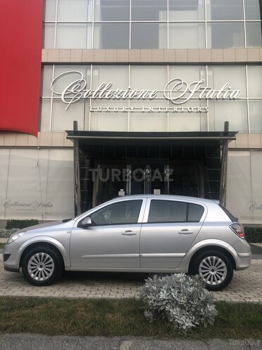 Opel Astra 2009, 189,000 km - 1.4 l - Bakı