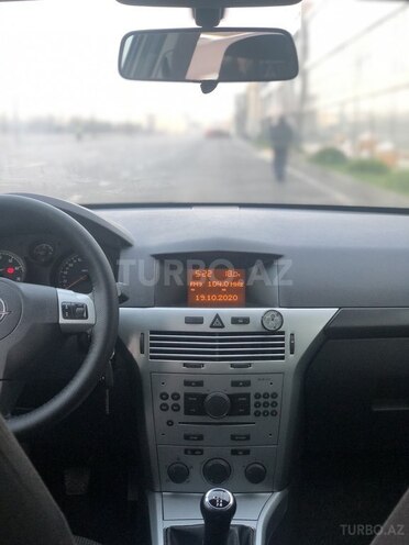Opel Astra 2009, 189,000 km - 1.4 l - Bakı