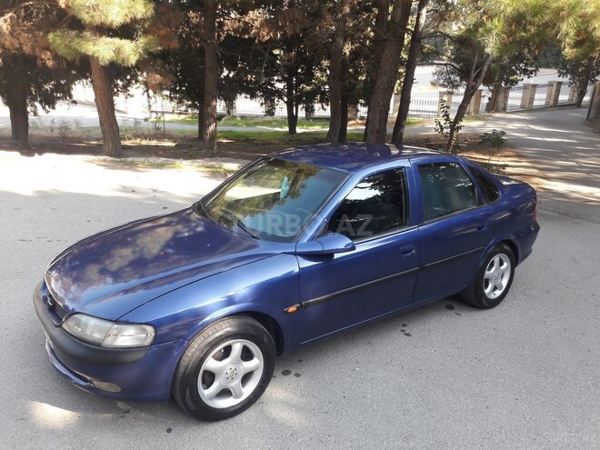 Opel Vectra 1996, 256,326 km - 2.0 л - Bakı