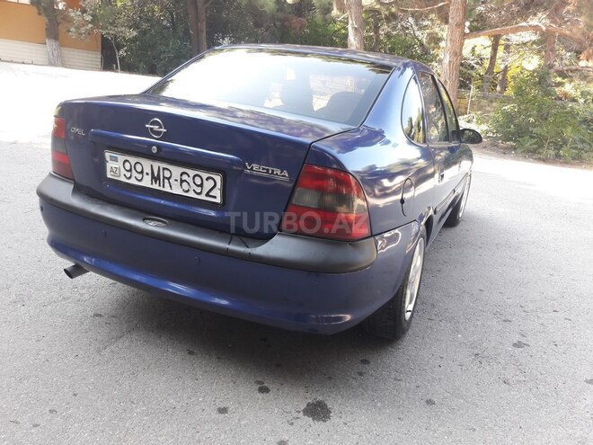 Opel Vectra 1996, 256,326 km - 2.0 л - Bakı
