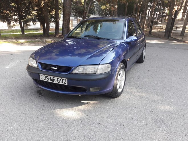 Opel Vectra 1996, 256,326 km - 2.0 л - Bakı