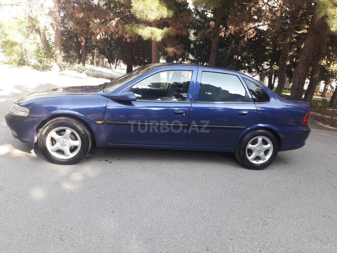 Opel Vectra 1996, 256,326 km - 2.0 л - Bakı