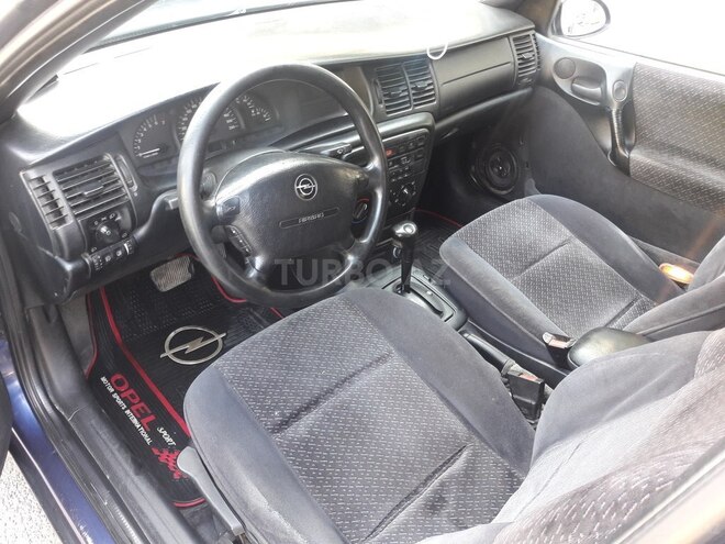 Opel Vectra 1996, 256,326 km - 2.0 л - Bakı