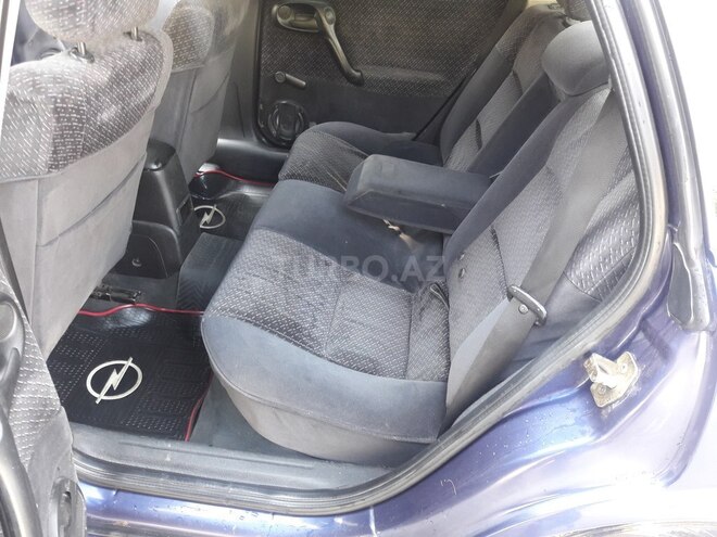 Opel Vectra 1996, 256,326 km - 2.0 л - Bakı