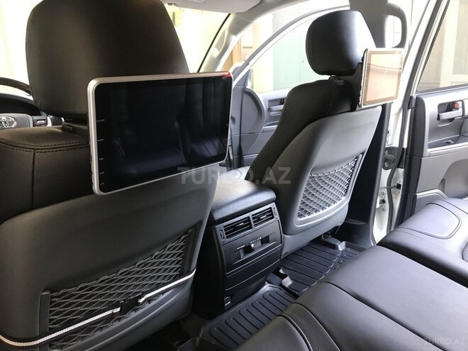 Toyota Land Cruiser 2018, 25,700 km - 4.0 l - Bakı