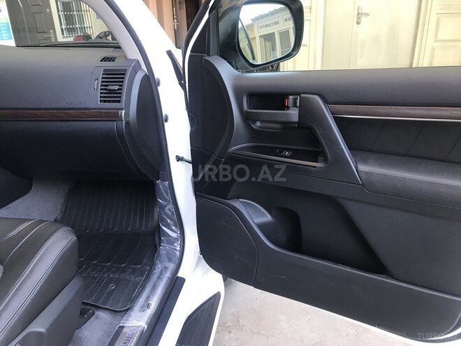 Toyota Land Cruiser 2018, 25,700 km - 4.0 l - Bakı