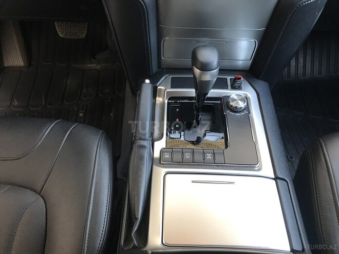 Toyota Land Cruiser 2018, 25,700 km - 4.0 l - Bakı