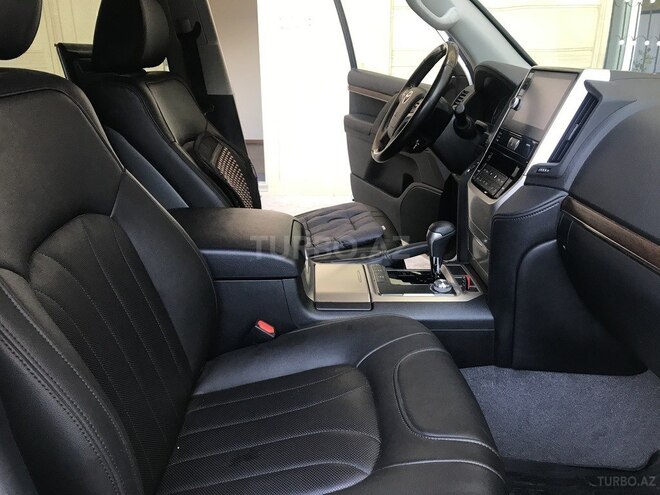 Toyota Land Cruiser 2018, 25,700 km - 4.0 l - Bakı