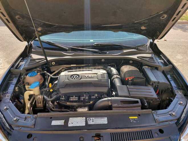 Volkswagen Passat 2015, 132,000 km - 1.8 л - Bakı