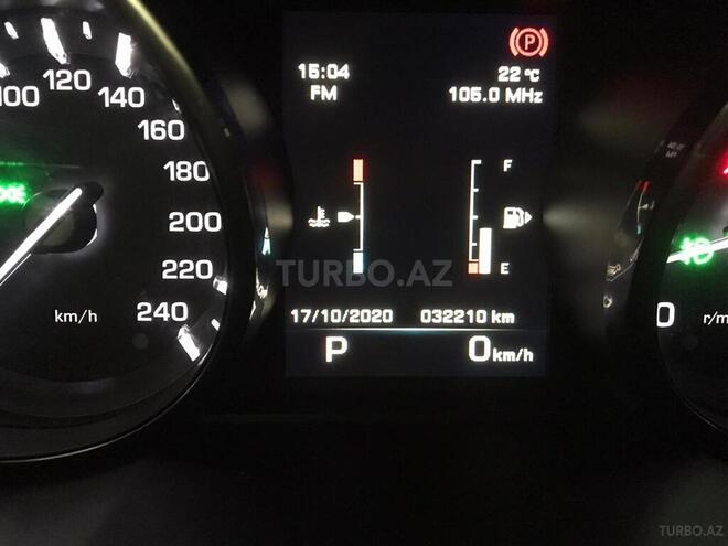 Land Rover Discovery Sport 2015, 32,000 km - 2.0 l - Bakı