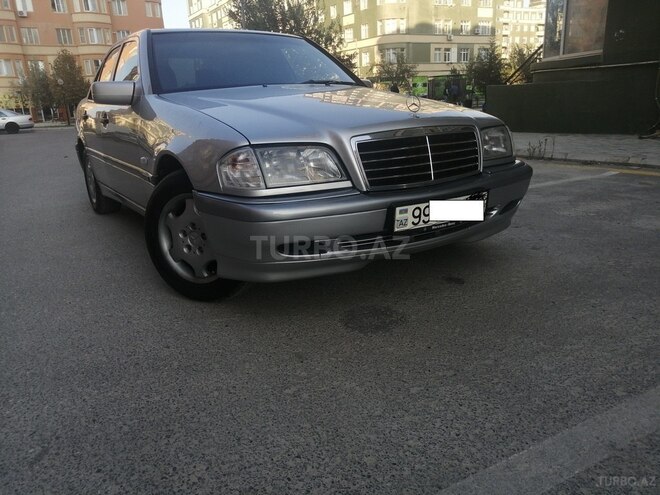 Mercedes C 200 2000, 283,200 km - 2.0 l - Bakı