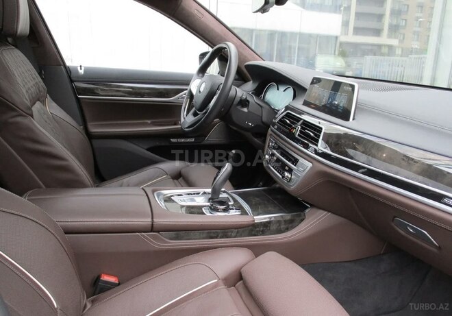 BMW 740 2018, 87,000 km - 3.0 l - Bakı