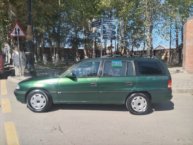 Opel Astra 1997, 222,222 km - 1.6 l - Gəncə