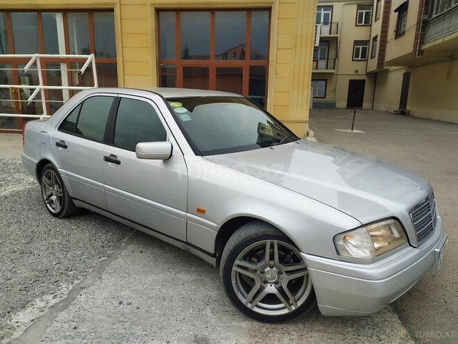 Mercedes C 200 1994, 273,243 km - 2.0 l - Bakı