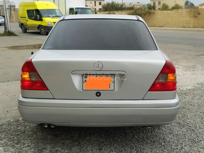 Mercedes C 200 1994, 273,243 km - 2.0 l - Bakı