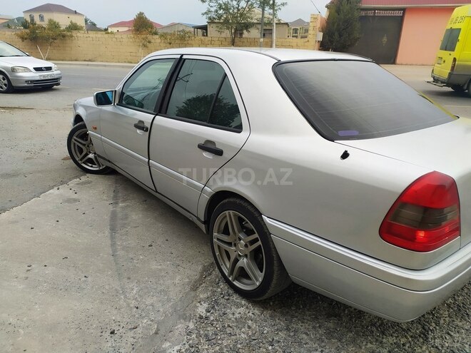 Mercedes C 200 1994, 273,243 km - 2.0 l - Bakı