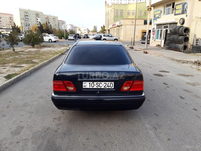Mercedes E 240 1997, 212,000 km - 2.4 l - Sumqayıt