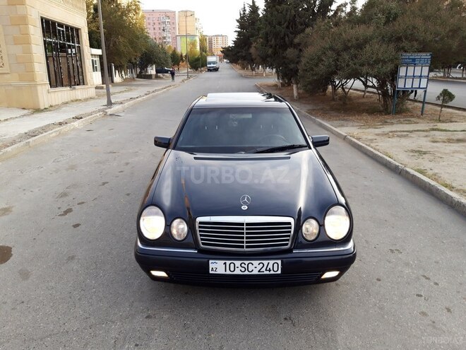 Mercedes E 240 1997, 212,000 km - 2.4 l - Sumqayıt