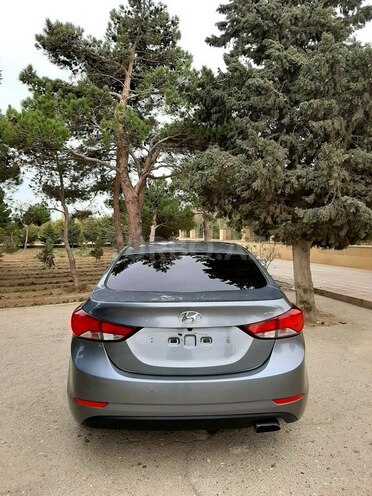 Hyundai Elantra 2015, 76,000 km - 1.6 л - Bakı