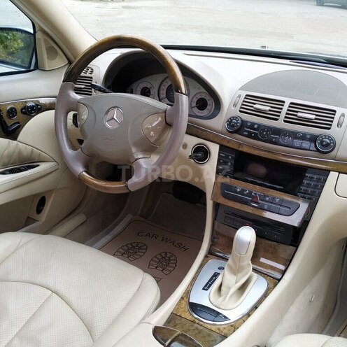 Mercedes E 240 2005, 250,000 km - 2.6 l - Bakı