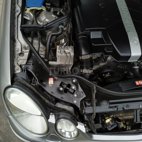 Mercedes E 240 2005, 250,000 km - 2.6 l - Bakı