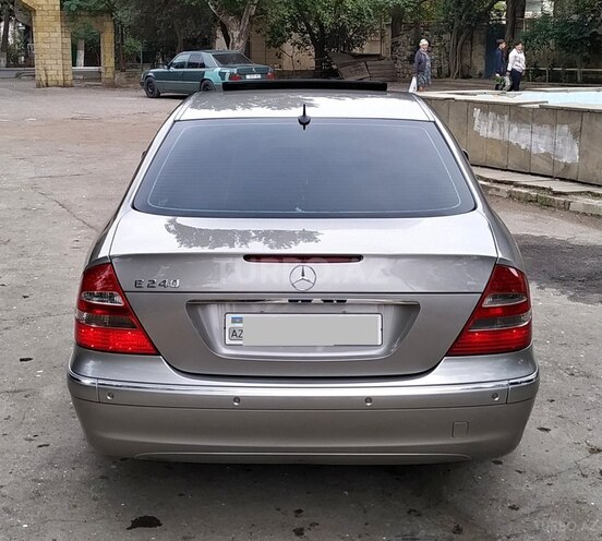 Mercedes E 240 2005, 250,000 km - 2.6 l - Bakı