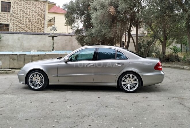 Mercedes E 240 2005, 250,000 km - 2.6 l - Bakı