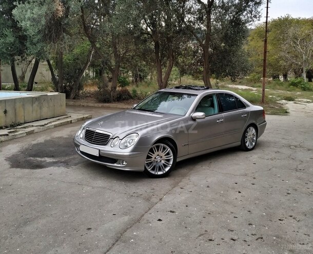Mercedes E 240 2005, 250,000 km - 2.6 l - Bakı