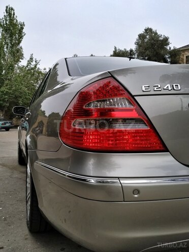 Mercedes E 240 2005, 250,000 km - 2.6 l - Bakı