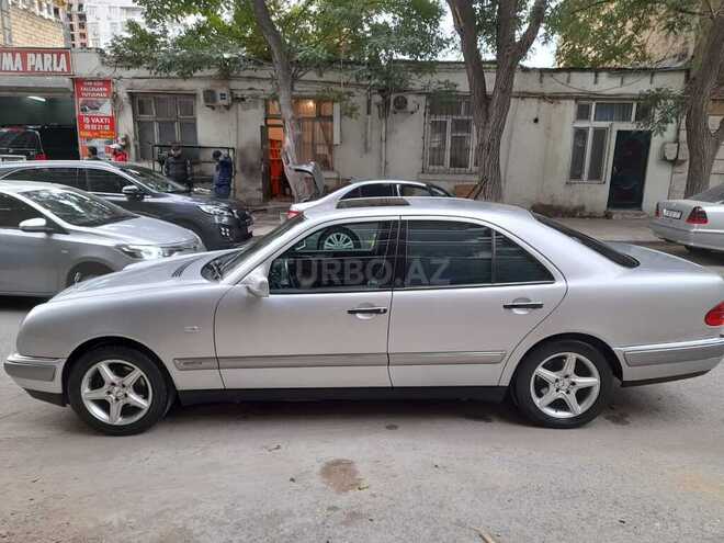 Mercedes E 240 1997, 380,300 km - 2.4 л - Bakı