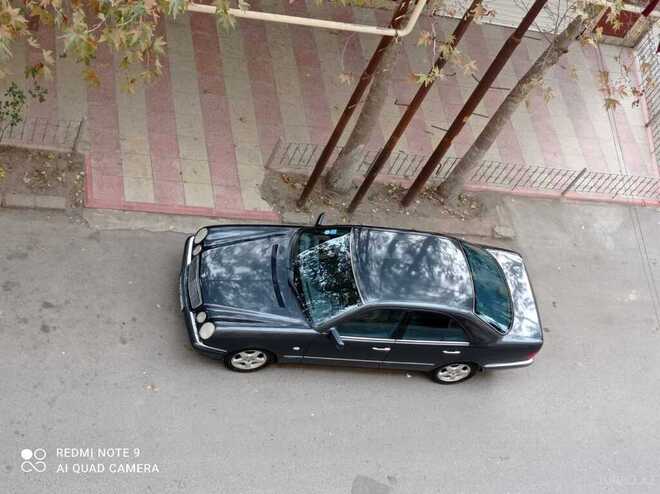 Mercedes E 200 1998, 372,000 km - 2.0 l - Bakı