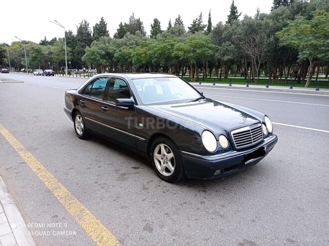 Mercedes E 200 1998, 372,000 km - 2.0 l - Bakı