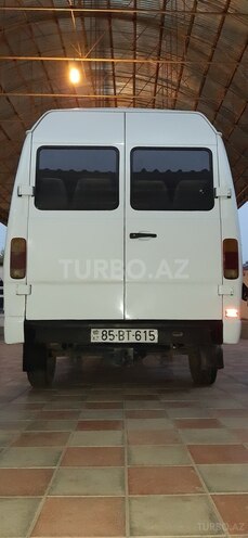 Mercedes 208 D 1994, 84,000 km - 2.5 л - Tovuz