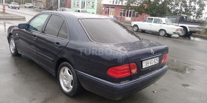 Mercedes E 230 1997, 380,000 km - 2.3 л - Xaçmaz