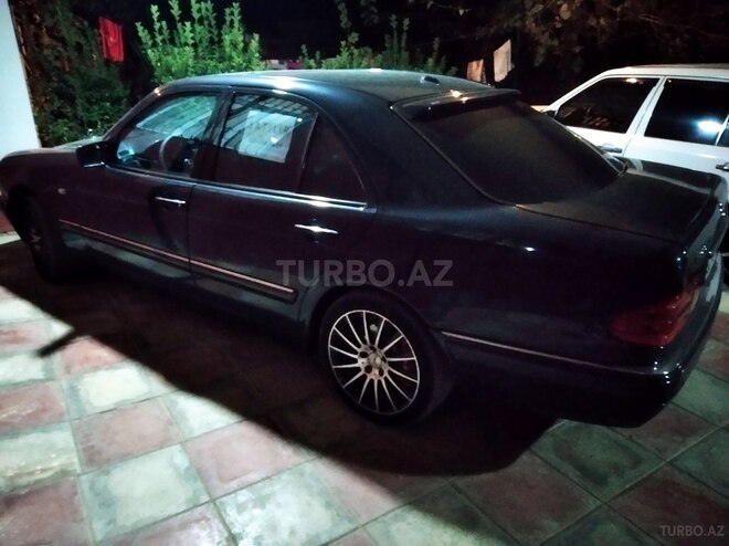 Mercedes E 320 1998, 266,272 km - 3.2 l - Şirvan
