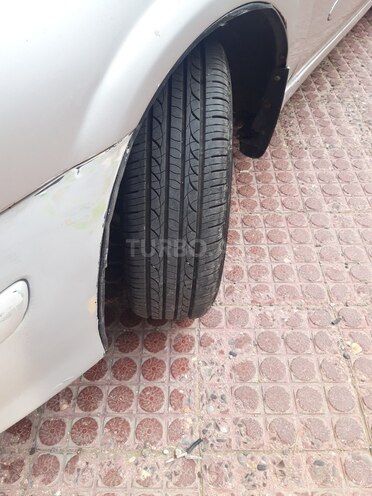 Nissan Sunny 2002, 350,000 km - 1.6 л - Bakı