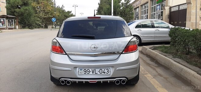 Opel Astra 2008, 204,216 km - 1.6 l - Qazax
