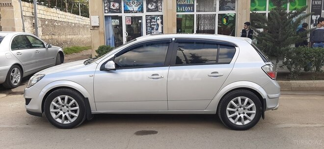 Opel Astra 2008, 204,216 km - 1.6 l - Qazax
